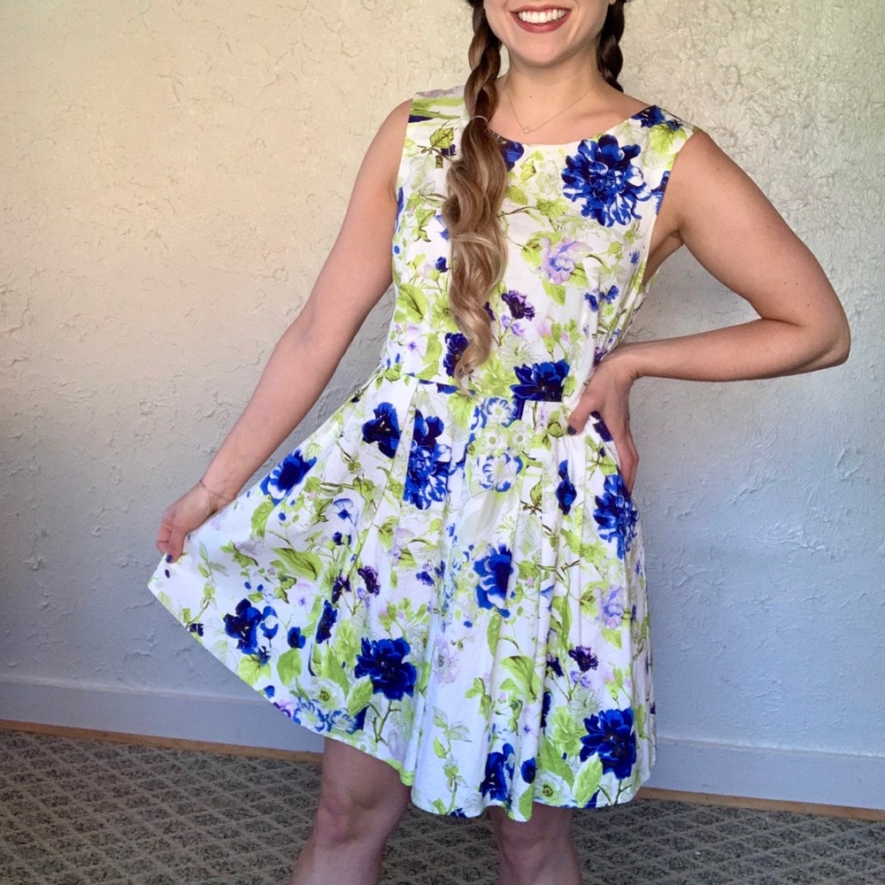 Forever 21 Contemporary Floral Summer Dress